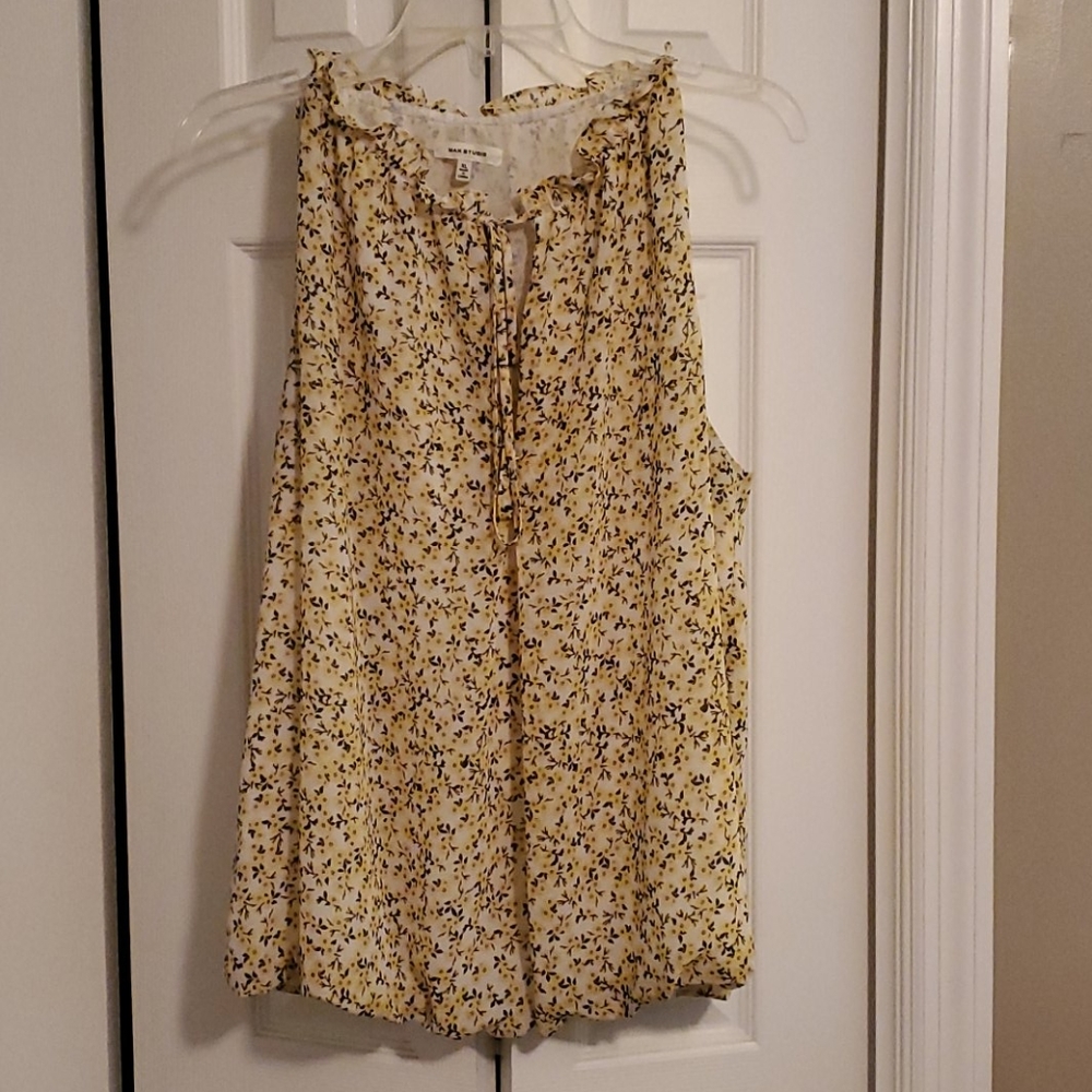 Elegant floral yellow Top